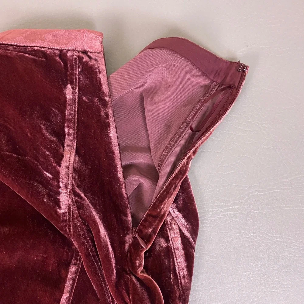 Banana Republic Velvet Mini Skirt Women's Size 14 Burgundy Red Fit Flare New NWT